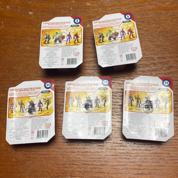‼️5/$15‼️ Five Marvel Thor & Wasp Minis - Picture 4 of 4